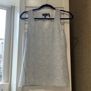 Theory white and blue print top size p
